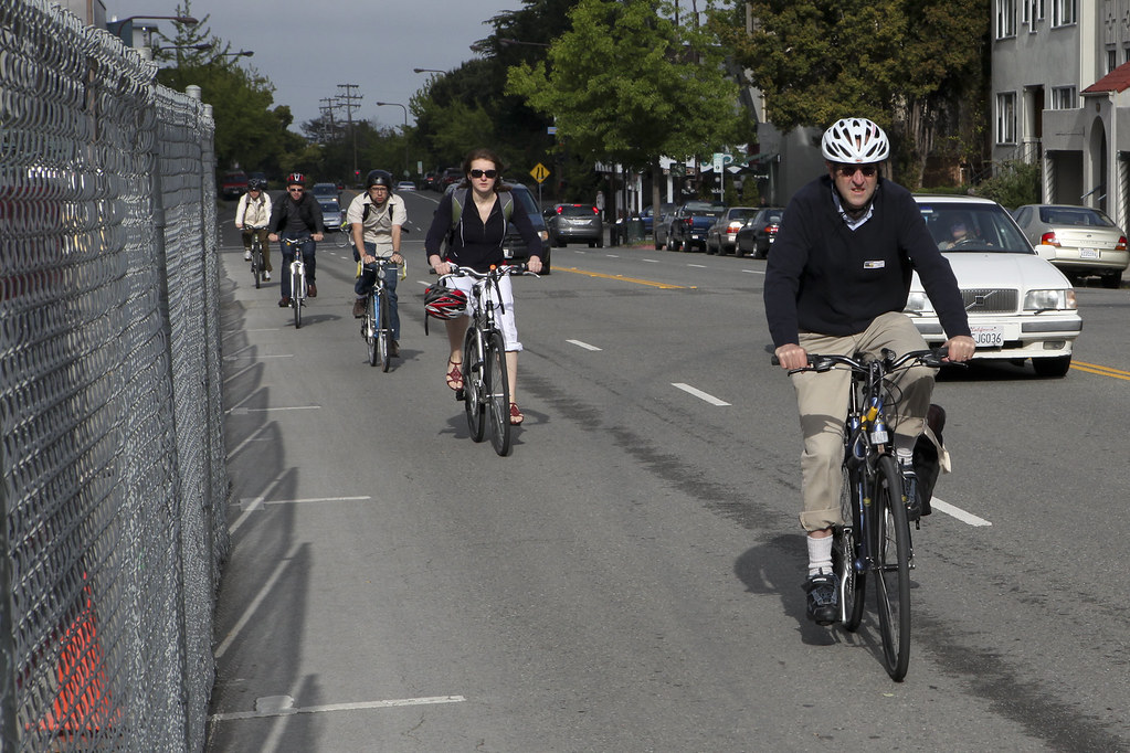 16th Annual Bike to Work Day | Bikers commute to their jobs … | Flickr