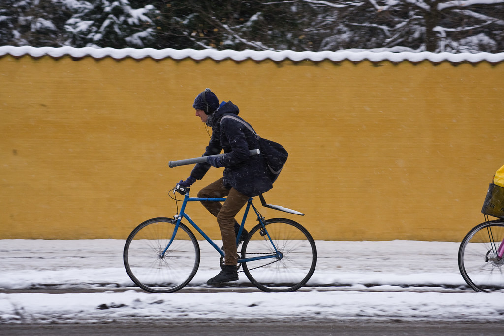 Yellow Wall Winter 002 - Cycling in Winter in Copenhagen | Flickr